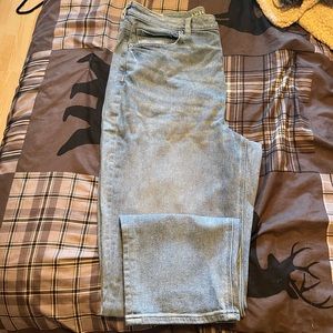 American Eagle Mom Strech Jeans (x4) Size 16